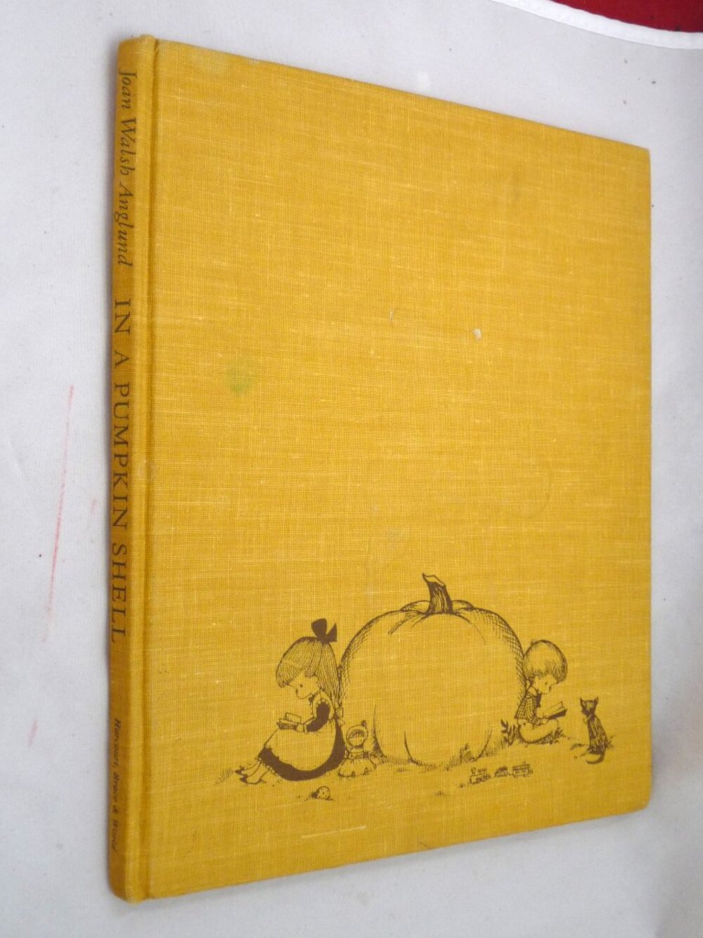 Mother Goose ABC In a Pumpkin Shell Anglund childrens book art poetry bedtime